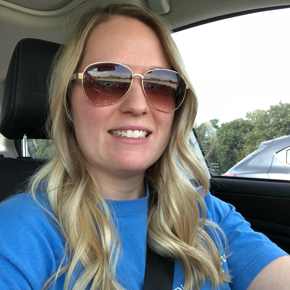 Meet your Posher, Hana